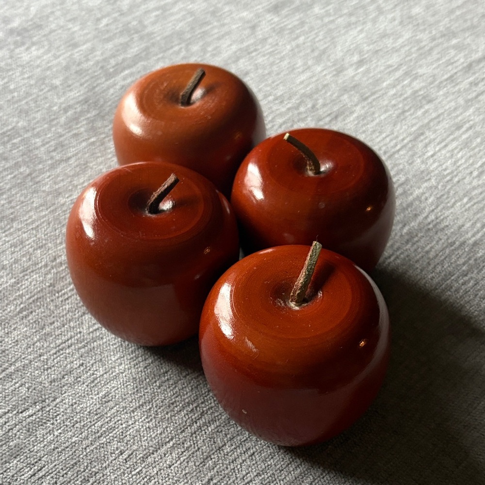 Decorative Brown Apple Set